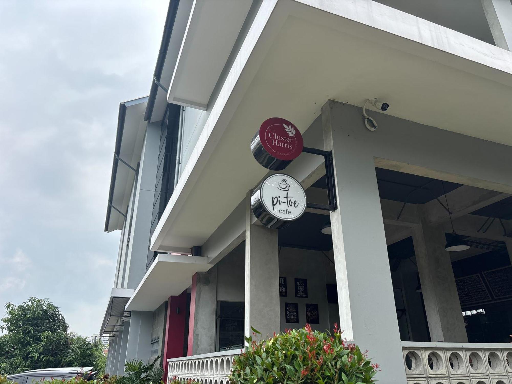 The Cluster Harris Bed & Breakfast Cimahi Eksteriør bilde